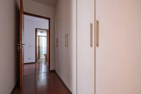 Apartamento para alugar com 131m², 3 quartos e 1 vaga Apartamento para alugar com 131m², 3 quartos e 1 vagaSuíte
