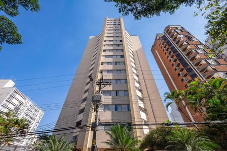Apartamento para alugar com 131m², 3 quartos e 1 vaga Apartamento para alugar com 131m², 3 quartos e 1 vagaFachada