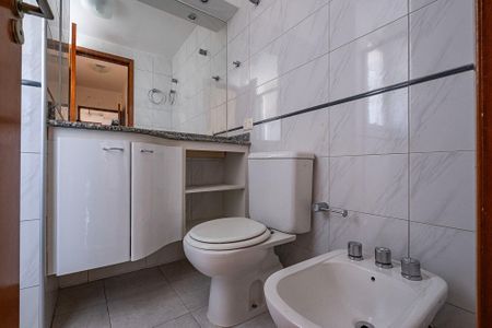 Suíte de apartamento para alugar com 3 quartos, 131m² em Pinheiros, São Paulo