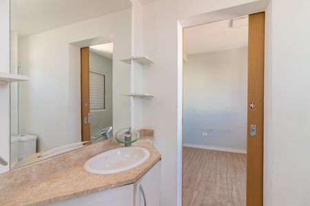 Apartamento à venda com 114m², 3 quartos e 3 vagasBanheiro das Suítes 1 e 2 
