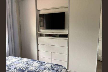 Casa à venda com 4 quartos, 180m² em Jardim Lucia, São Paulo