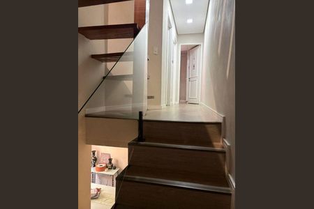 Casa à venda com 4 quartos, 180m² em Jardim Lucia, São Paulo