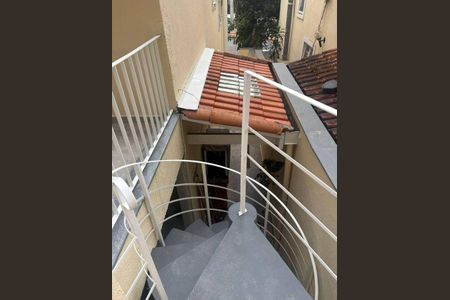 Casa à venda com 4 quartos, 180m² em Jardim Lucia, São Paulo