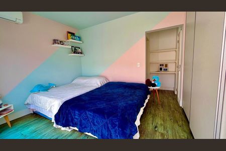 Casa para alugar com 3 quartos, 300m² em Morada dos Pássaros, Barueri