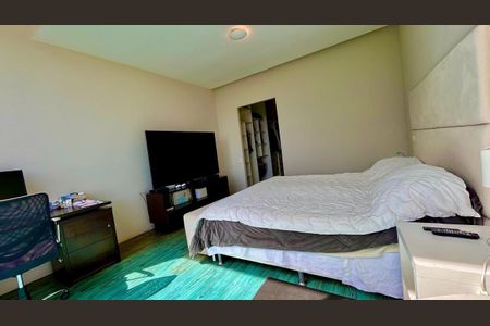 Casa para alugar com 3 quartos, 300m² em Morada dos Pássaros, Barueri