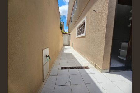 Casa à venda com 125m², 3 quartos e 2 vagasÁrea externa