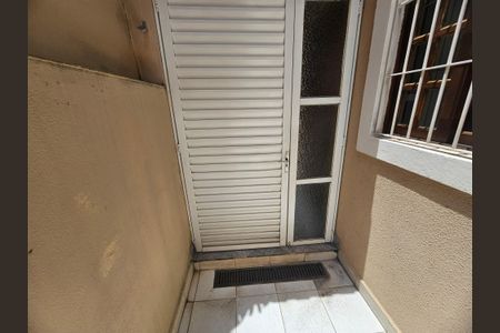 Casa à venda com 125m², 3 quartos e 2 vagasÁrea externa