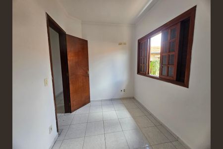 Casa à venda com 125m², 3 quartos e 2 vagasQuarto