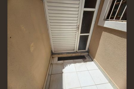 Casa à venda com 125m², 3 quartos e 2 vagasÁrea externa