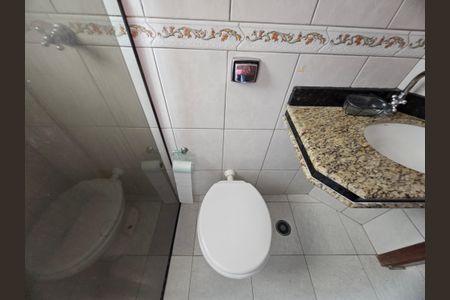 Casa à venda com 125m², 3 quartos e 2 vagasBanheiro