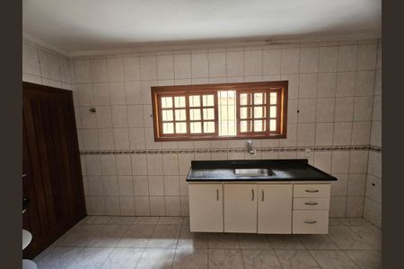 Casa à venda com 125m², 3 quartos e 2 vagasCozinha