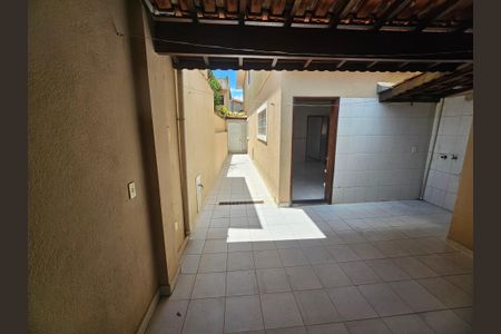 Casa à venda com 125m², 3 quartos e 2 vagasÁrea externa