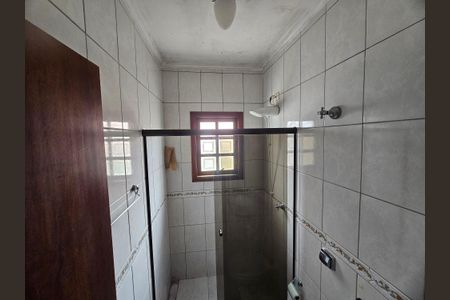 Casa à venda com 125m², 3 quartos e 2 vagasBanheiro