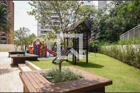 Apartamento à venda com 86m², 3 quartos e 2 vagas Apartamento à venda com 86m², 3 quartos e 2 vagasPlayground