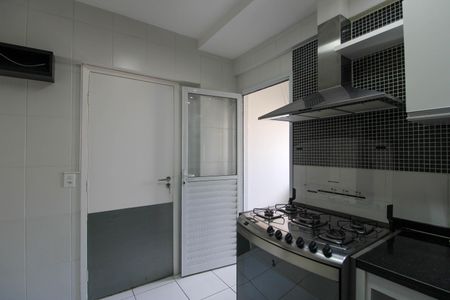 Apartamento à venda com 86m², 3 quartos e 2 vagas Apartamento à venda com 86m², 3 quartos e 2 vagasCozinha