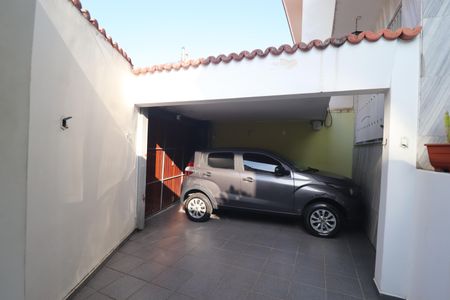 Casa à venda com 107m², 3 quartos e 2 vagasGaragem