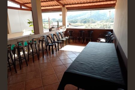 Casa à venda com 3 quartos, 240m² em Agapeama, Jundiaí