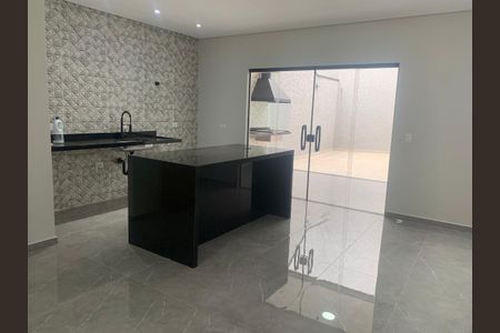 Casa à venda com 3 quartos, 150m² em Vila Carrão, São Paulo