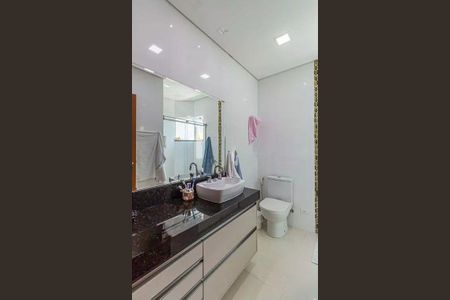 Casa à venda com 3 quartos, 195m² em Centro, Santo André