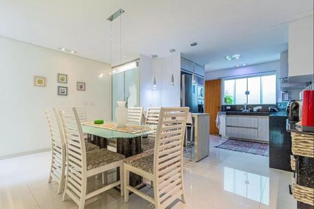 Casa à venda com 3 quartos, 195m² em Centro, Santo André