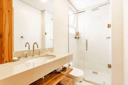 Apartamento para alugar com 136m², 2 quartos e 2 vagas