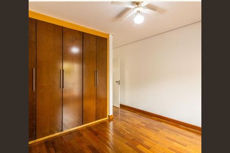 Casa à venda com 750m², 4 quartos e 6 vagas