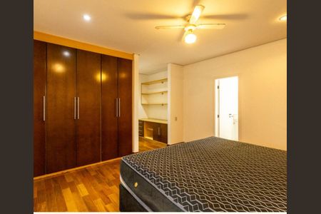 Casa à venda com 750m², 4 quartos e 6 vagas