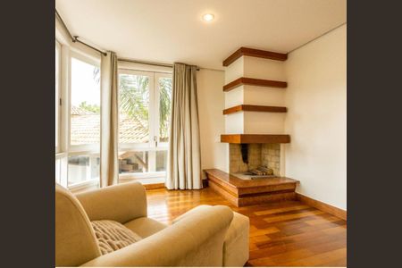 Casa à venda com 750m², 4 quartos e 6 vagas
