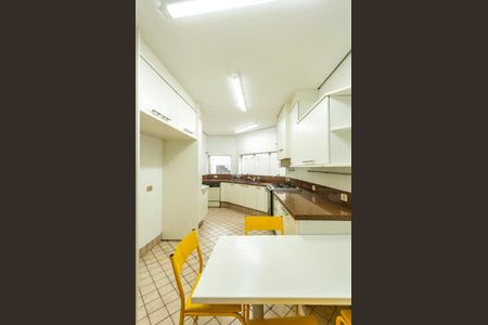 Casa à venda com 750m², 4 quartos e 6 vagas