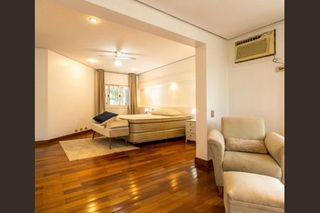 Casa à venda com 750m², 4 quartos e 6 vagas