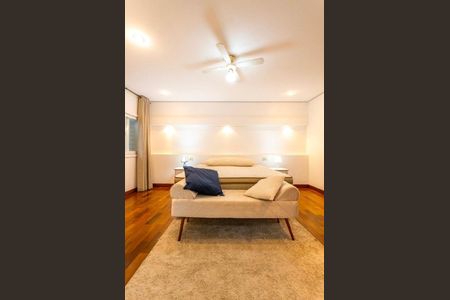 Casa à venda com 750m², 4 quartos e 6 vagas
