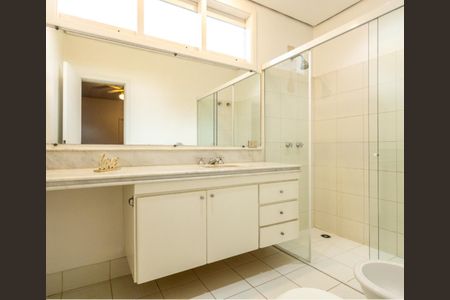 Casa à venda com 750m², 4 quartos e 6 vagas