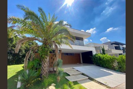 Casa à venda com 283m², 3 quartos e 4 vagas