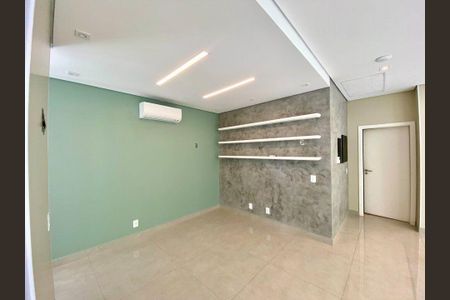 Casa à venda com 283m², 3 quartos e 4 vagas