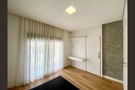 Casa à venda com 283m², 3 quartos e 4 vagas