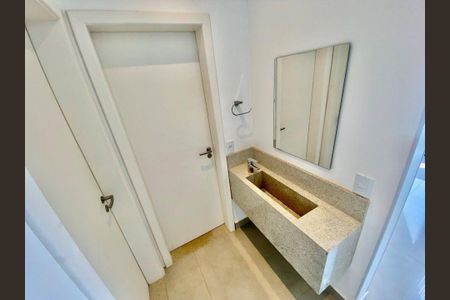 Casa à venda com 283m², 3 quartos e 4 vagas