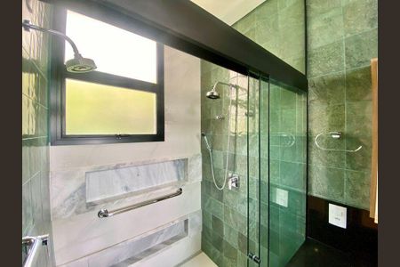 Casa à venda com 283m², 3 quartos e 4 vagas