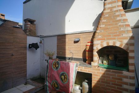 Casa de condomínio para alugar com 300m², 2 quartos e 1 vagaChurrasqueira