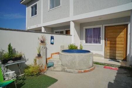 Casa de condomínio para alugar com 300m², 2 quartos e 1 vagaQuintal