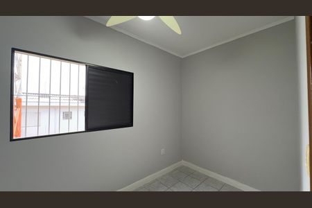 Casa à venda com 3 quartos, 150m² em Jardim Santo Elias, São Paulo