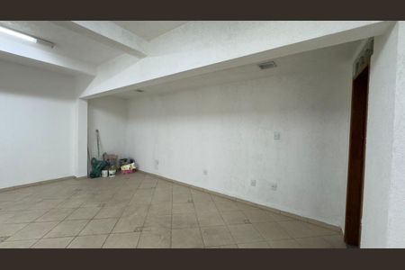 Casa à venda com 3 quartos, 150m² em Jardim Santo Elias, São Paulo