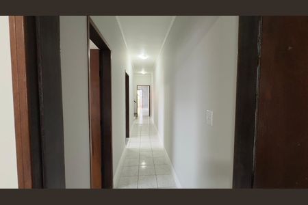 Casa à venda com 3 quartos, 150m² em Jardim Santo Elias, São Paulo