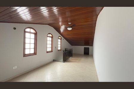 Casa à venda com 150m², 3 quartos e 5 vagas