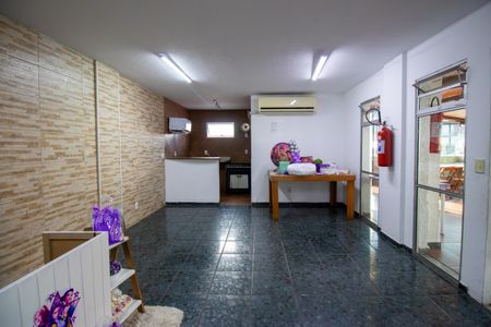 Apartamento para alugar com 59m², 2 quartos e 1 vagaÁrea comum - Salão de festas