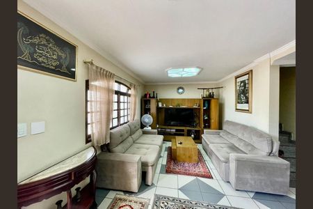 Casa à venda com 3 quartos, 210m² em Olímpico, São Caetano do Sul