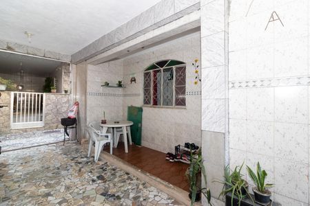 Casa para alugar com 62m², 2 quartos e 1 vagaVaranda