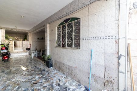 Casa para alugar com 62m², 2 quartos e 1 vagaVaranda