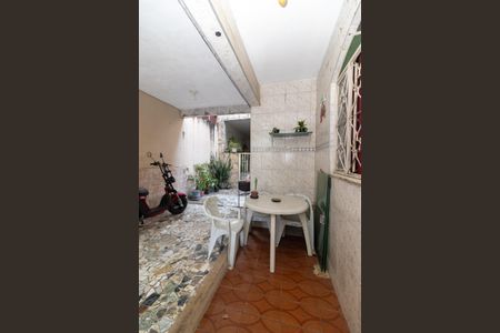 Casa para alugar com 62m², 2 quartos e 1 vagaVaranda