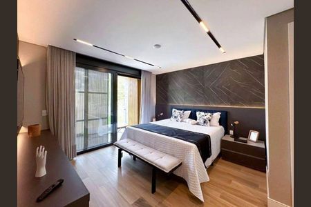 Casa à venda com 541m², 4 quartos e 6 vagas