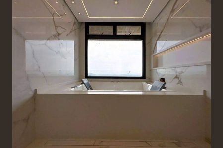 Casa à venda com 541m², 4 quartos e 6 vagas